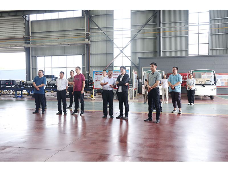 河南礦山｜新疆哈密市工信局黨組書記蔣笑陽一行蒞臨公司調研產業(yè)鏈建設情況