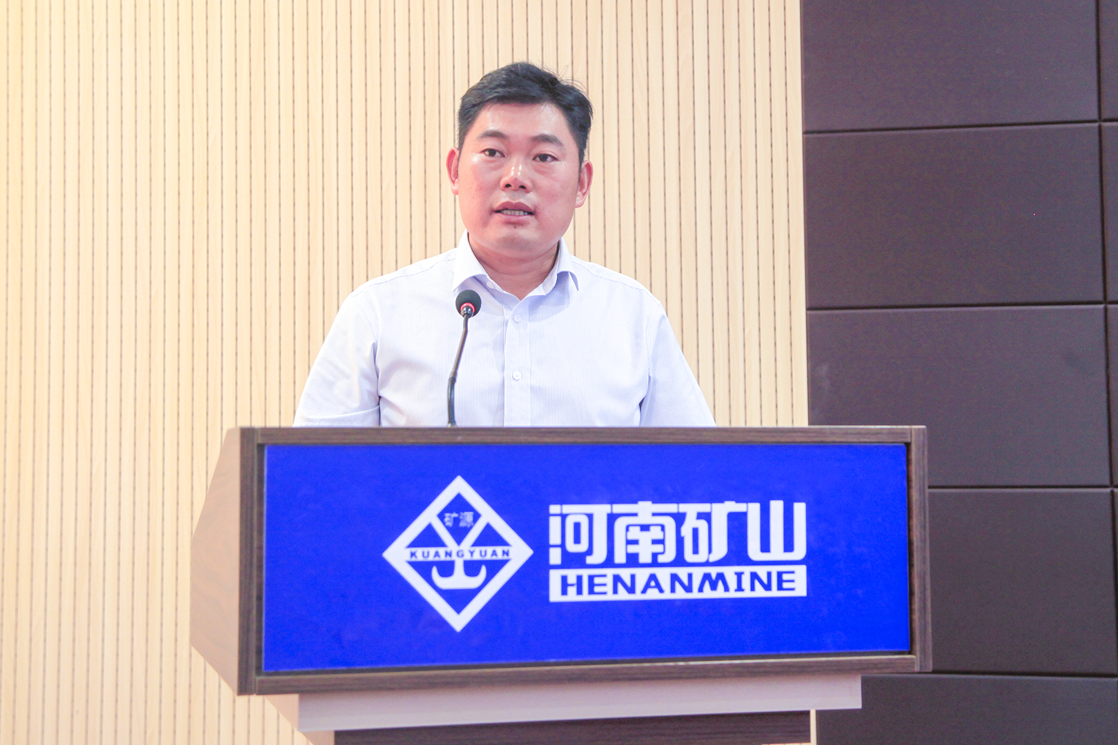 河南省礦山起重機(jī)有限公司